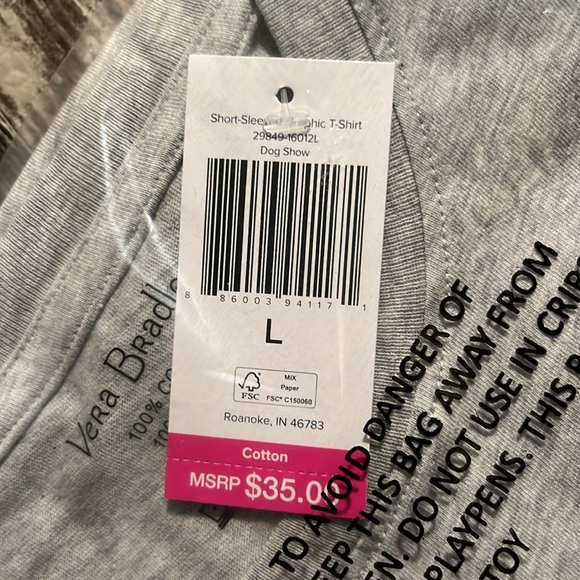 Vera Bradley Short-Sleeved Graphic T-Shirt in Dog Show NWT - Picture 3 of 6